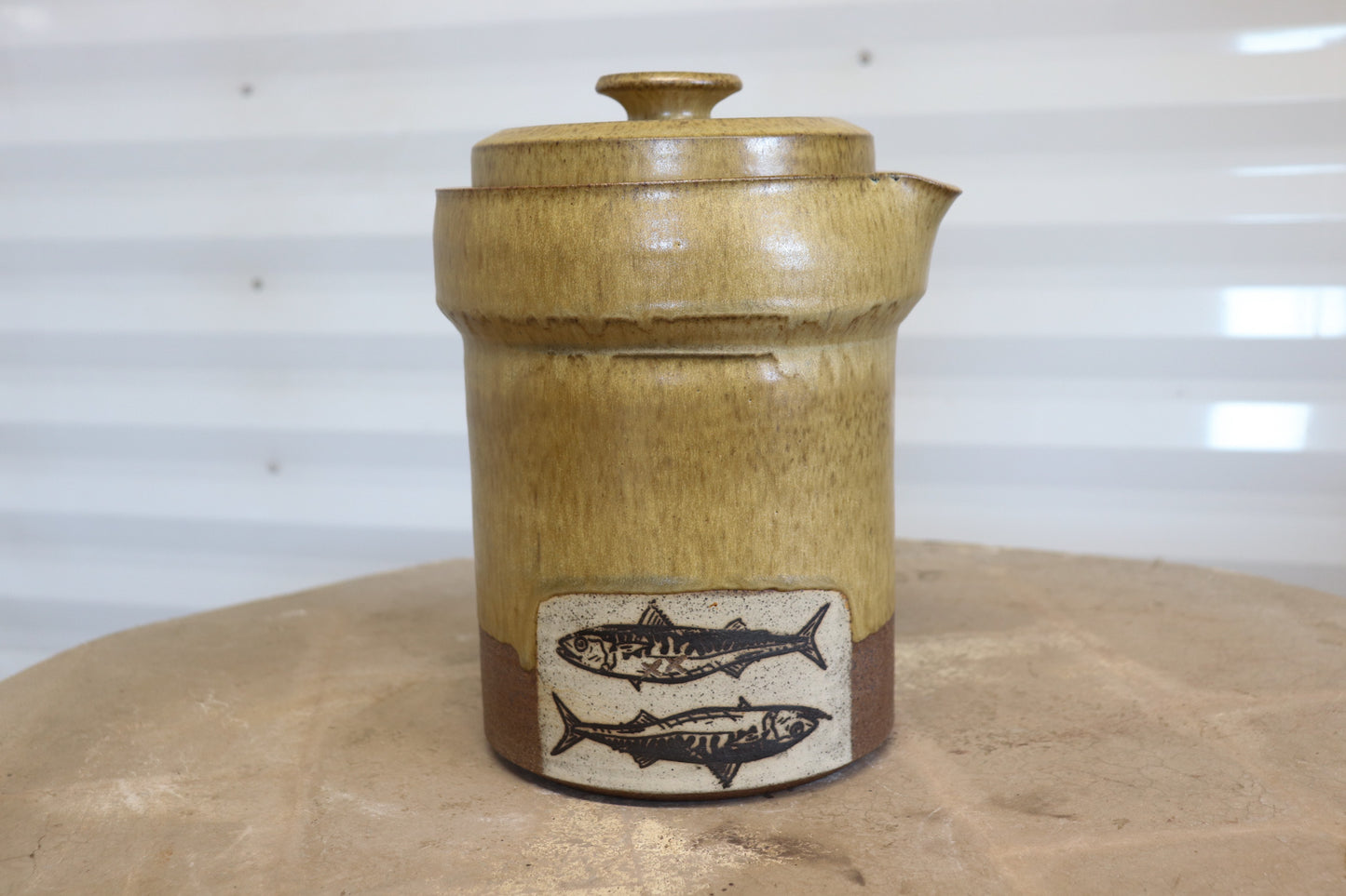 Mackerel Waterlocking Fermentation Crock - 3/4 gallon